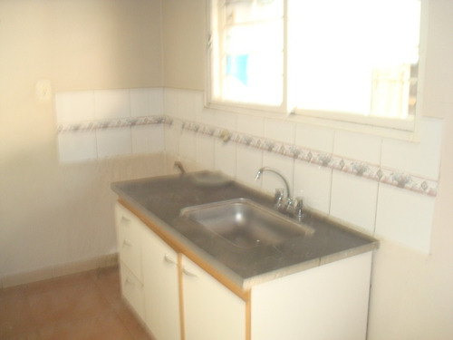 Imagen 4 de 12 de Casa Ph En Venta Cond En Ituzaingo Sur