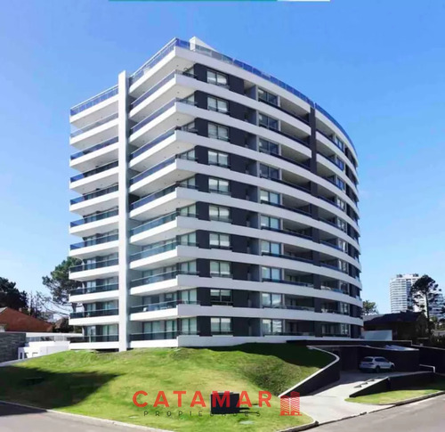 Departamento Torre Esmeralda Dos Dormitorios Dos Baños Playa Brava Punta Del Este