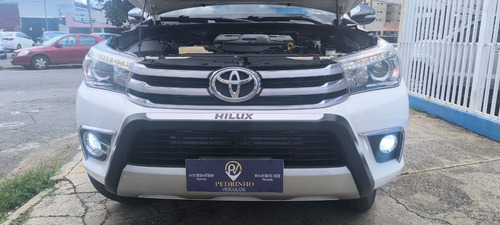 Toyota Picape Cabine Dupla Toyota Hilux Cabine Dupla 2.8 TDI SRX CD 4x4 (Aut)