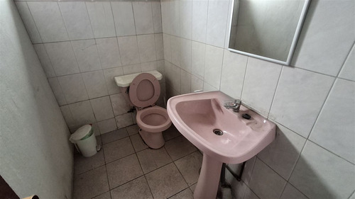 Casa En Venta De 2 Dorm. En Maipú