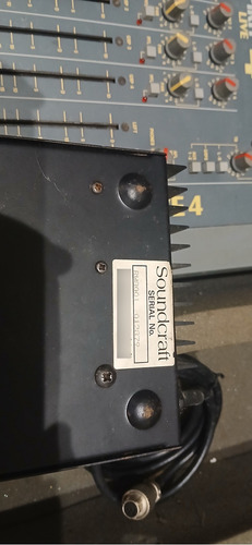 Consola Soundcraft Spirit Live 4 24ch