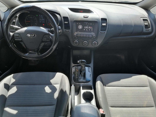 Imagen 13 de 13 de Kia Forte 2.0 Ex At 2018