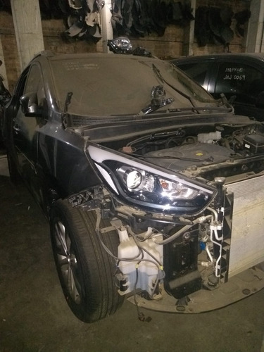 Imagem 2 de 4 de Sucata Hyundai Ix 35 Gl 2018 Para Retirada De Peças