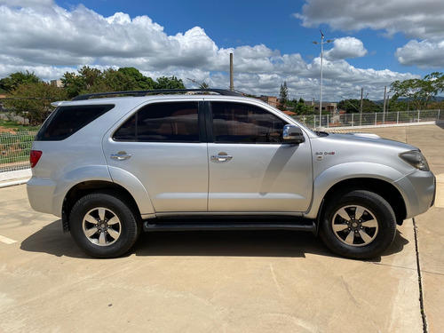 Toyota Hilux 3.0 Srv Cab. Dupla 4x4 Aut. 4p