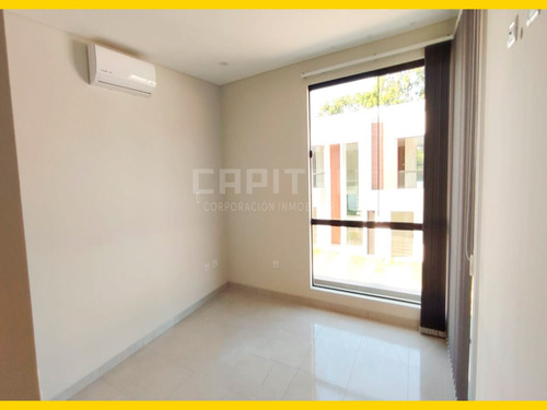 Alquilo Casa A Estrenar En Condominio En El Urubo