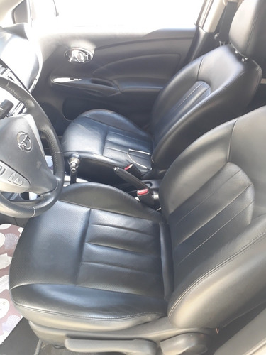 Imagem 10 de 14 de Nissan Versa 2018 1.6 16v Sl Unique Aut. 4p