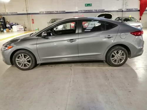 Imagen 12 de 15 de Hyundai Elantra 2018 2.0 Gls Premium At