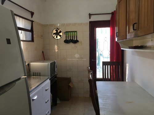 Casa Y Galpón En Casupá A 20 Metros De La Plaza