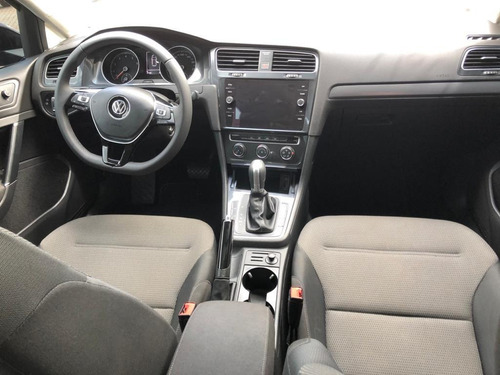 Imagem 4 de 10 de Volkswagen Golf Comfortline 1.0 200 Tsi (aut) (flex)