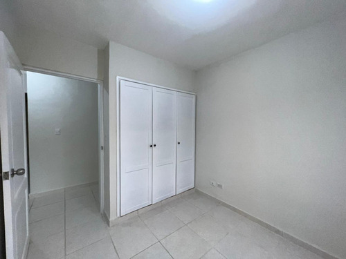 Apartamento En Alquiler En San Isidro Labrador, 3er Nivel