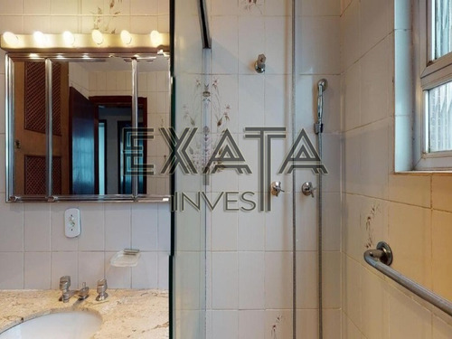 Imagem 8 de 30 de Apartamento Super Confortável De 135 M² Na Bela Vista, Bom Para Reforma. - Ap01010 - 70085078