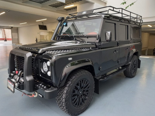 Imagen 1 de 10 de Land Rover Defender 110 2015
