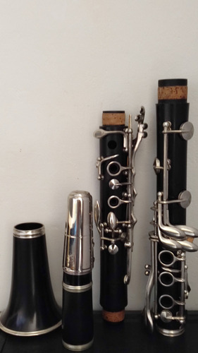 Clarinete Yamanha Ycl32 Super Conservado Madeira Ébano Preto (Usado)