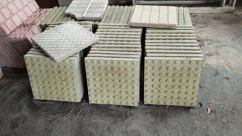 Fabrica De Baldosas Podotactil 40x40 Rustica