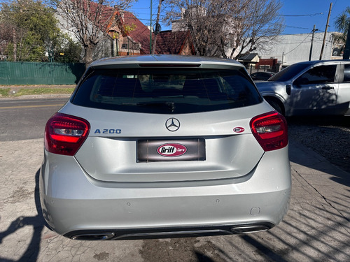 Mercedes-Benz Clase A Mercedes-Benz Clase A 1.6 A200 Urban 156cv