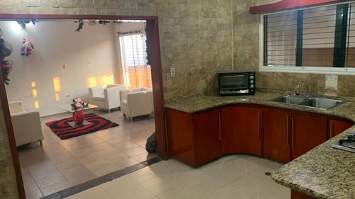 Imagen 3 de 12 de Venta De Hermosa Casa En La Morita 1 04243011553