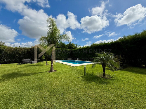 Casa Chalet En Venta En Santa Teresa, Villanueva, Tigre