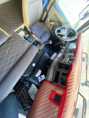 Imagem 10 de 12 de Volkswagen 24-280 2013 Completo Bitruck Chassi