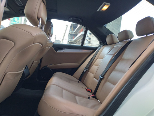 Imagen 9 de 15 de Mercedes Benz Clase C 2013 1.8 C 200 Sport At