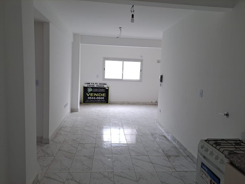 Ph 3 Ambientes A Estrenar Pb 2 Patios Y Cochera. Oportunidad