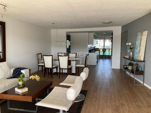 Imagen 4 de 25 de Alquiler Temporada Apartamento 3 Dormitorios En Primera Linea Frente Al Mar Playa Mansa Punta Del Este