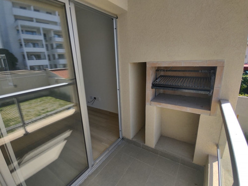 Imagen 9 de 15 de A Estrenar! Amplio, Luminoso Y Balcon Con Parrilla!!!