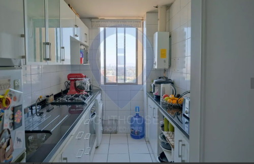 Vende Departamento 1 Dor. 1 Baño, A Pasos De Metro Colón