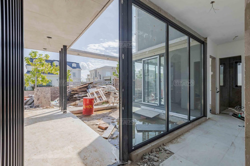 Casa En Venta En Virazón, Nordelta, Tigre