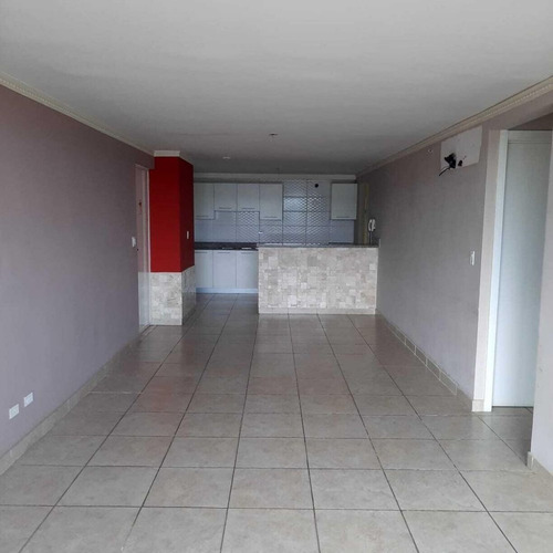 Imagen 3 de 14 de Venta De Apartamento En Ph Condado Country Club, 21-9994gg