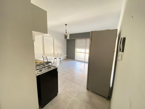 Imagen 3 de 12 de Departamento Monoambiente En Venta A Pocos Metros Del Río Centro Rosario