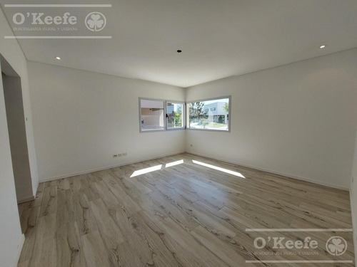 Imagen 11 de 30 de Casa En Venta En Una Planta En Fincas De Hudson A Estrenar Con Pileta En Cul De Sac
