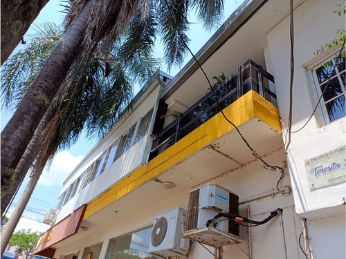 Vendo O Permuto Amplio Inmueble Centrico Av Corrientes Con Salones