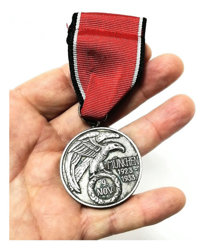 Medalla Militar, Reproducción Envejecida, 9 Nov Munchen Alem