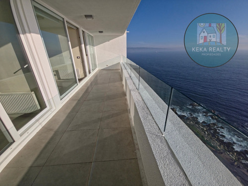 Vista Insuperable, Edificio Makromar, Lujosa Oportunidad