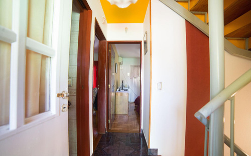 Casa En Triplex 4 Ambientes Impecables. Cochera .patio. Terraza