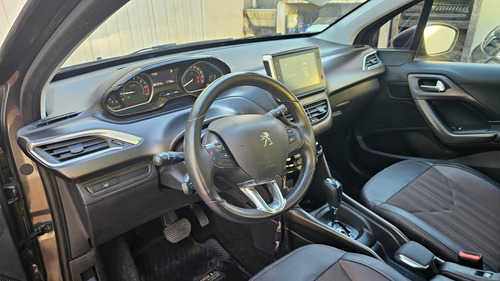Peugeot 2008 1.6 Feline Tip