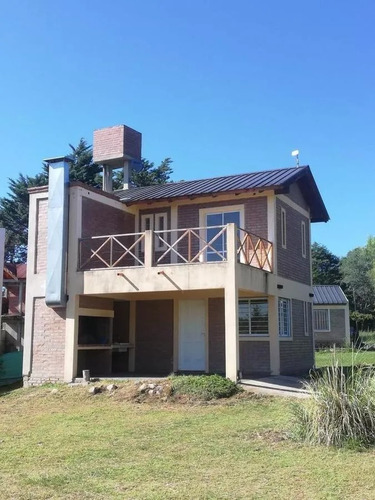 3 Casas Tipo Cabañas Con Excelente Ubicación