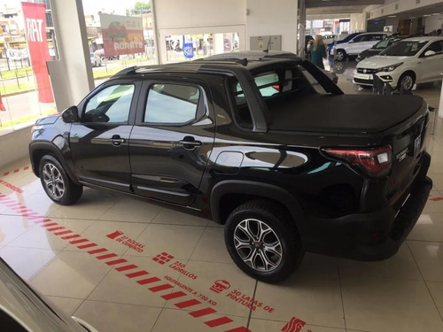 Imagen 11 de 22 de Fiat Strada 0km Volcano Cabina Doble Entrega Inmediata B-