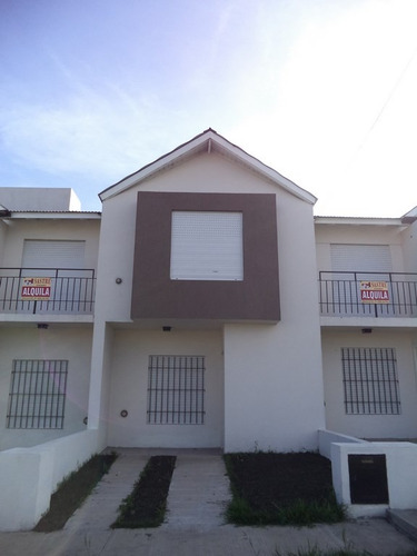 Imagen 1 de 8 de Duplex (3) De Tres Ambientes