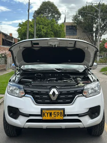 Renault Alaskan 2.5 Zen