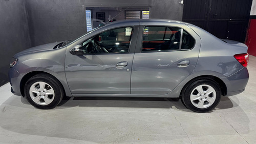Renault Logan 1.6 Privilege 105cv