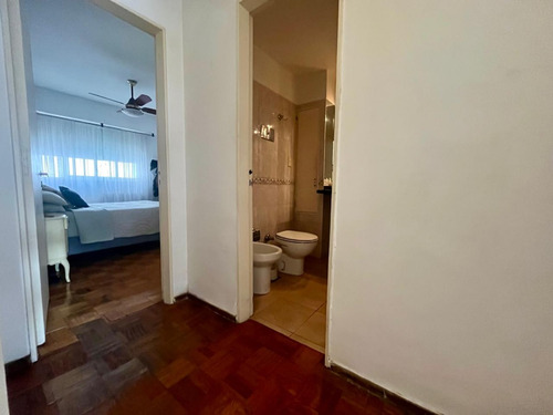 Venta/permuta - Departamento 3 Dormitorios C/balcon - Centro