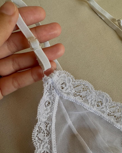 Conjunto Lenceria Bralette De Microtul Con Encaje Less En V Blanco 100