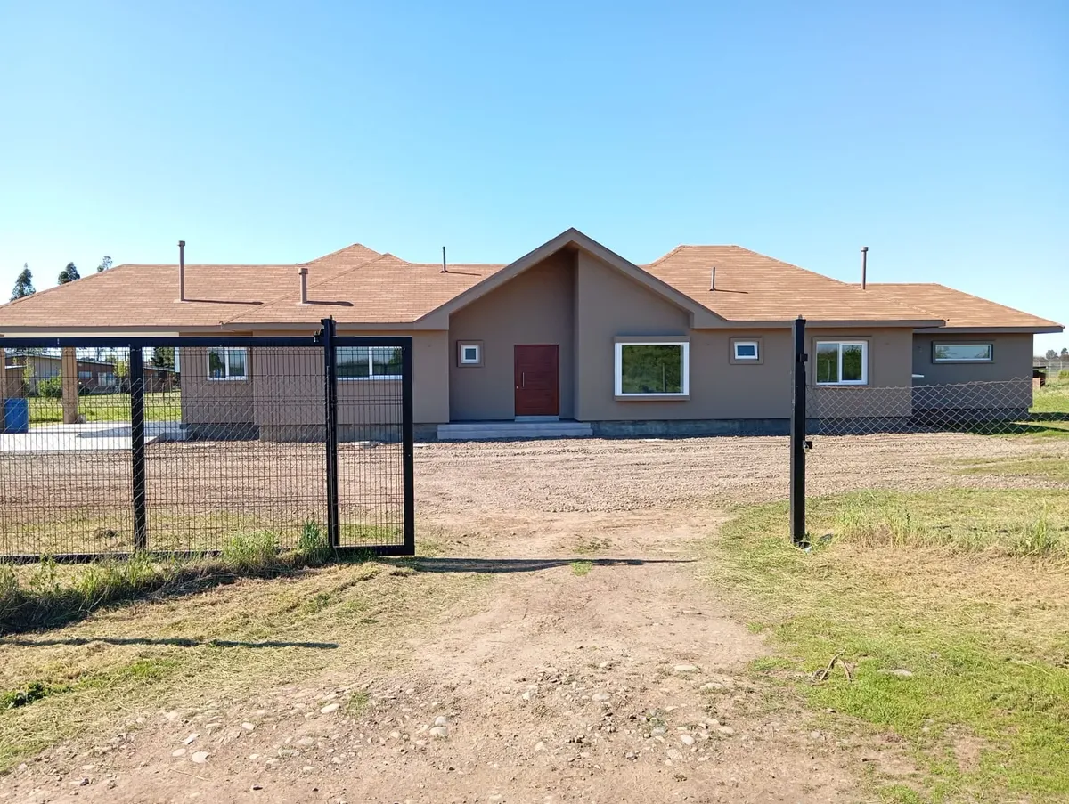 Imagen 4 de 29 de Amplia Y Nueva Casa En Parcela Camino Del Agua