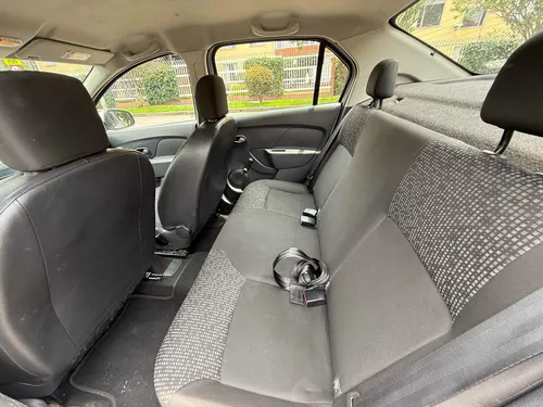 Renault Logan 1.6 Authentique
