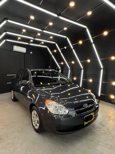 Hyundai Accent 1.4 Gls 4 p
