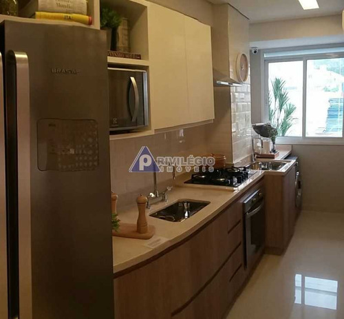 Apartamento À Venda, 2 Quartos, 2 Vagas, Botafogo - Rio De Janeiro/rj - 23047