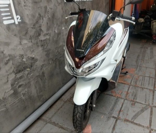 Imagem 1 de 8 de Honda Pcx
