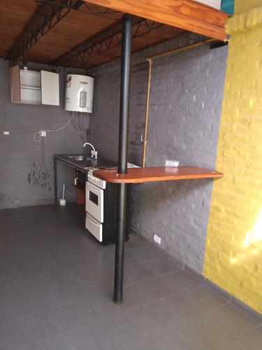 Imagen 4 de 6 de Ph Al Frente Apto Local O Vivienda