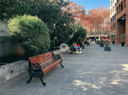 Imagen 23 de 26 de Oficina En Venta En Providencia A Pasos De Metro Tobalaba